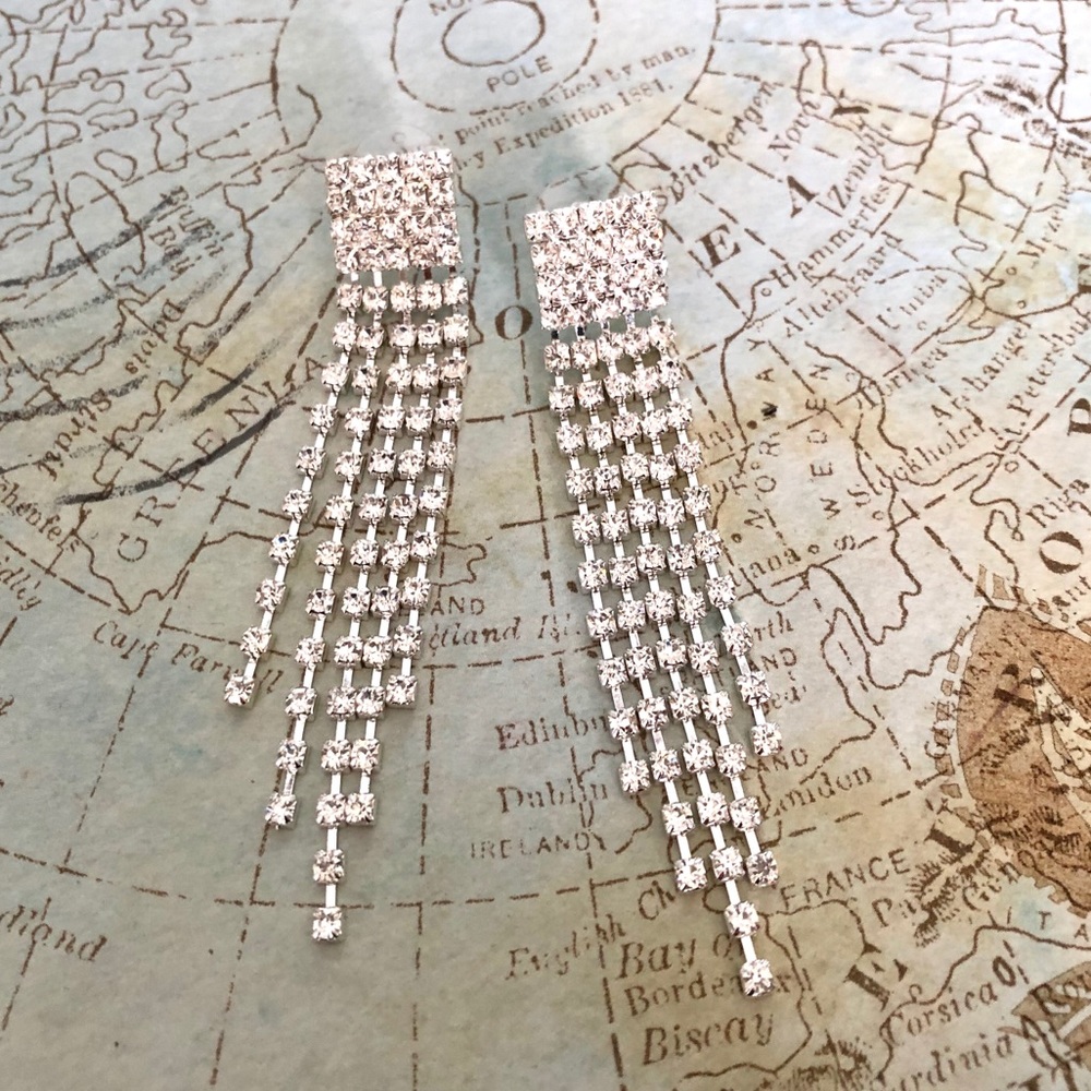 Rhinestone fringe earring dangle strand long
